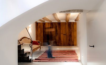 Casa de luz y tiempo